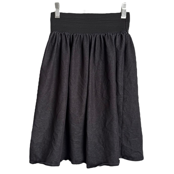 4/$25 Basic Colors Girls Black Knee Length Skirt with Elastic Waist Size 10/12 - Picture 2 of 7
